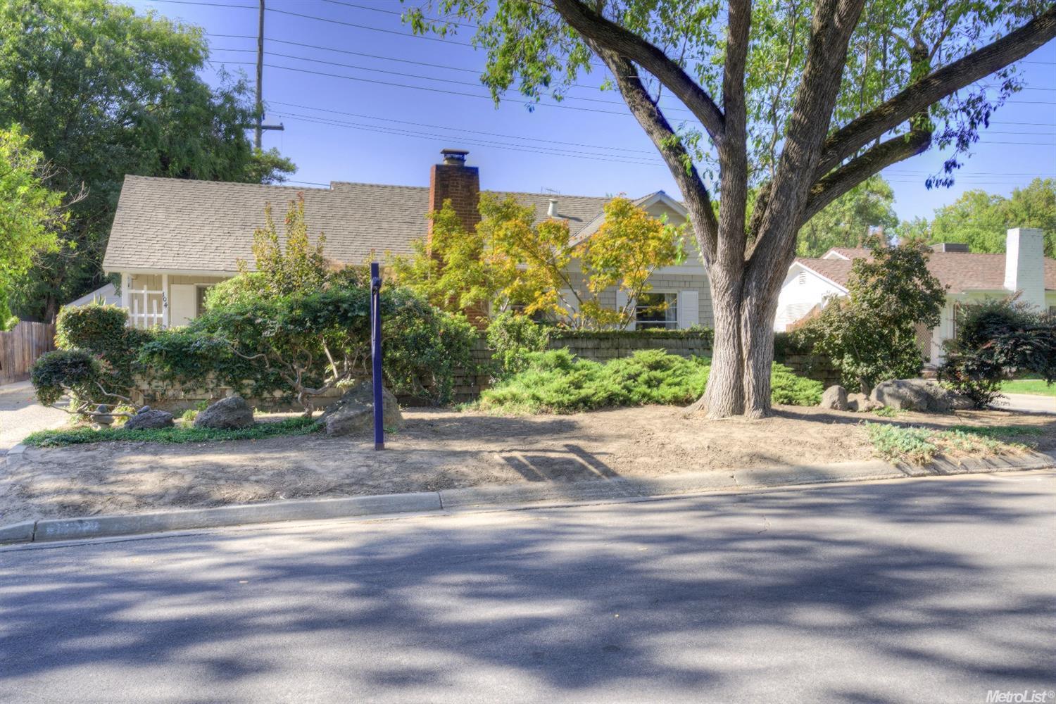 104 Chabot Ct, Modesto, CA 95354 photo 1