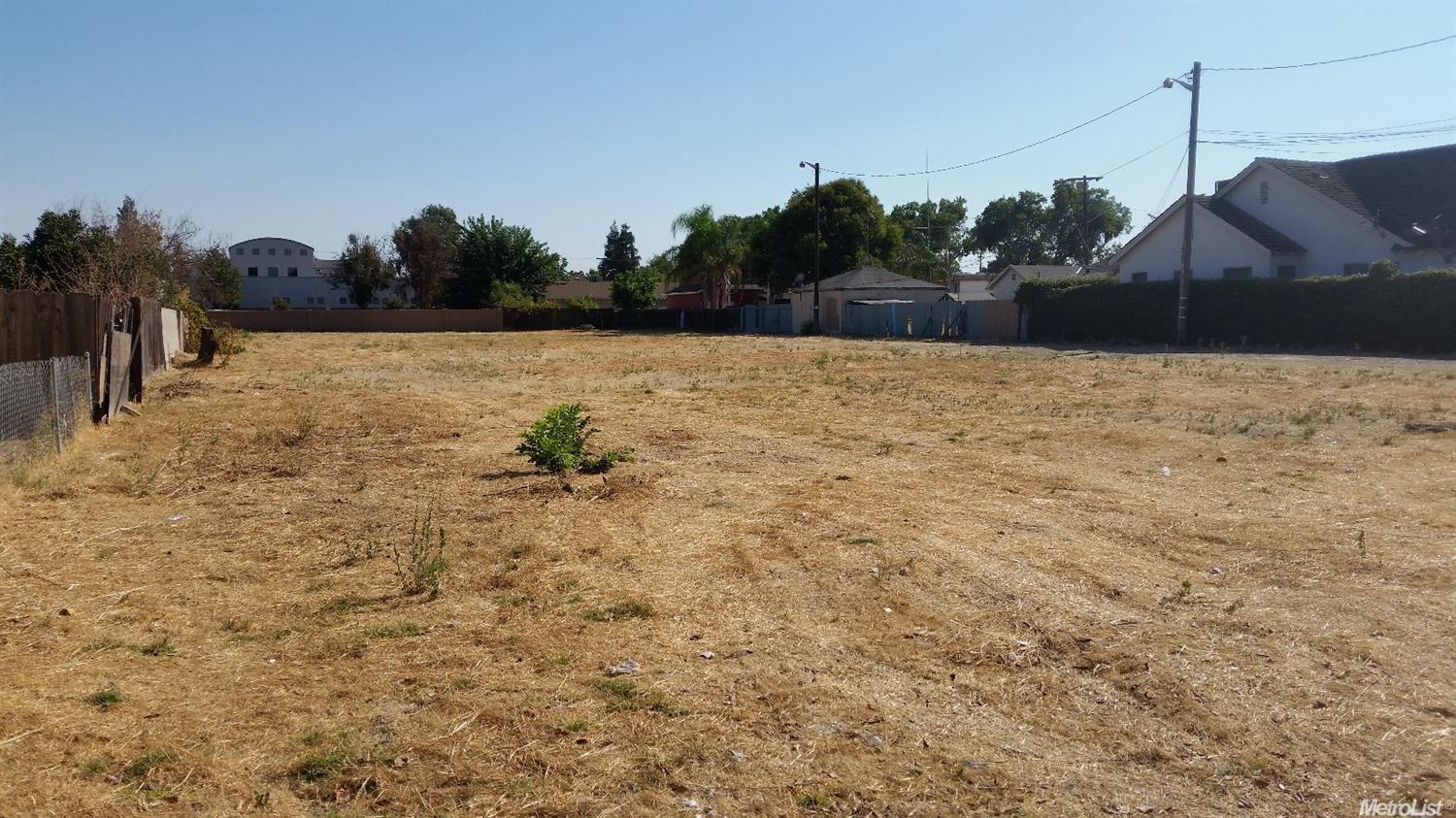 416 E Coolidge Ave, Modesto, CA 95350 photo 1