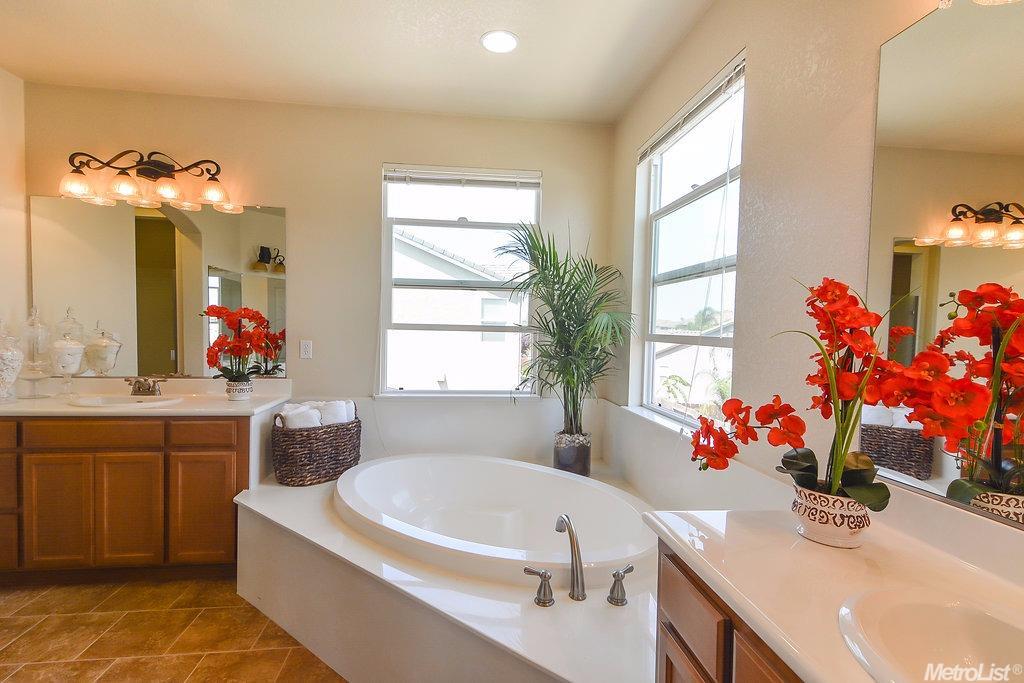 2534 Edgebrook Ln, Manteca, CA 95336 photo 21