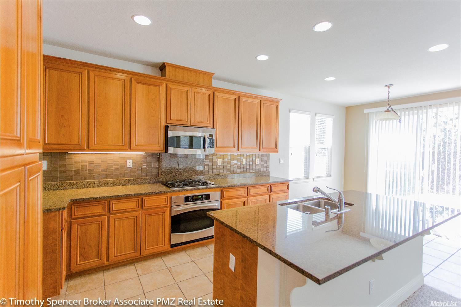 3016 Lancaster Way, Modesto, CA 95355 photo 5