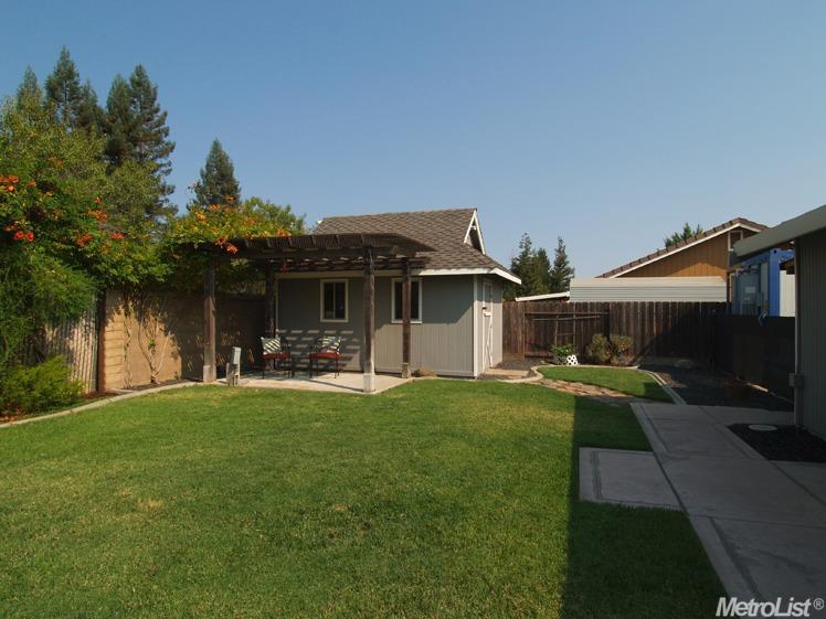 749 Danielle St, Escalon, CA 95320 photo 17
