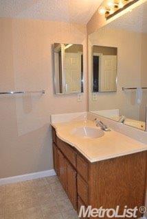 1705 Walnut Blossom Way, Modesto, CA 95355 photo 10