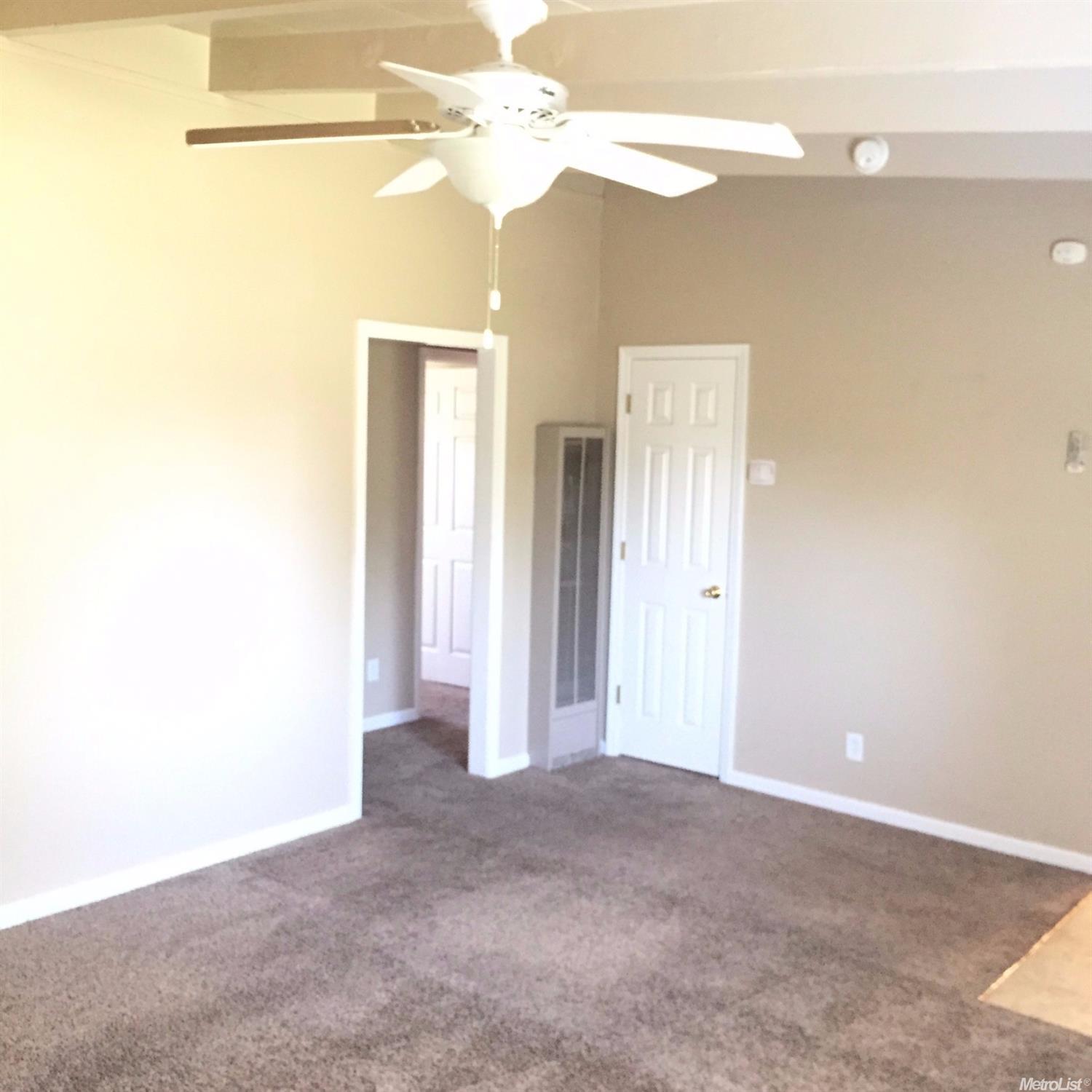 11 Lowe St, Lodi, CA 95240 photo 4