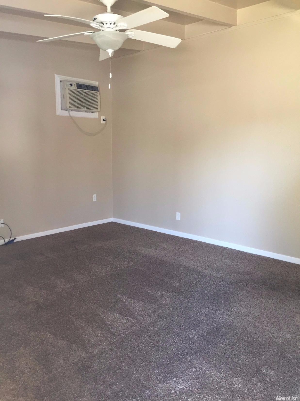 11 Lowe St, Lodi, CA 95240 photo 3