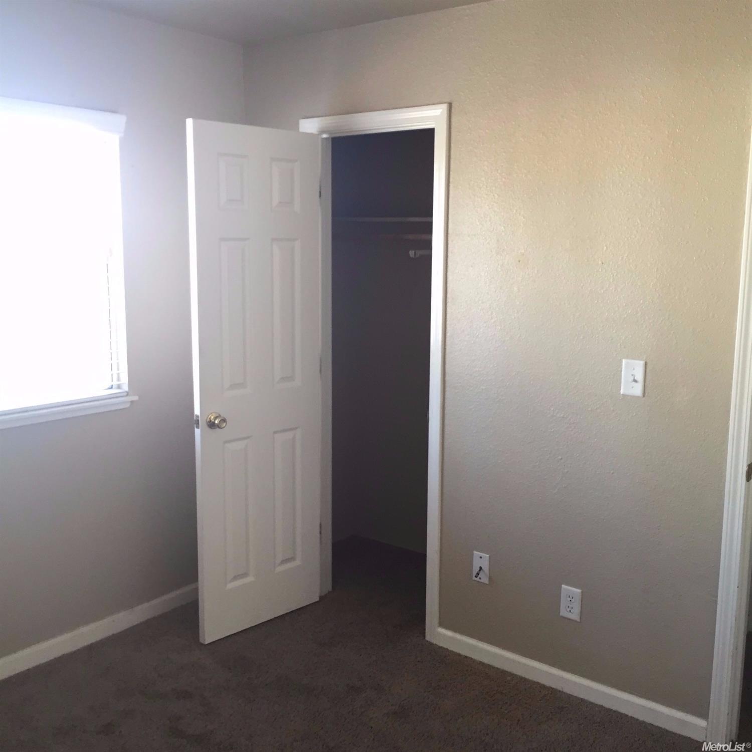 11 Lowe St, Lodi, CA 95240 photo 6