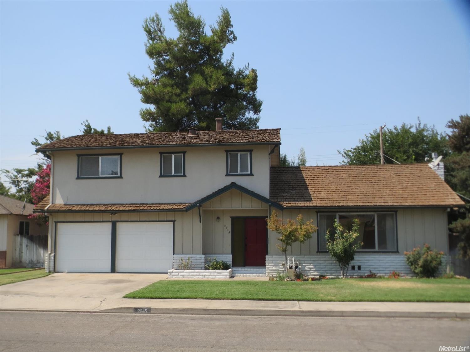 2045 Xavier Ave, Turlock, CA 95382 photo 1