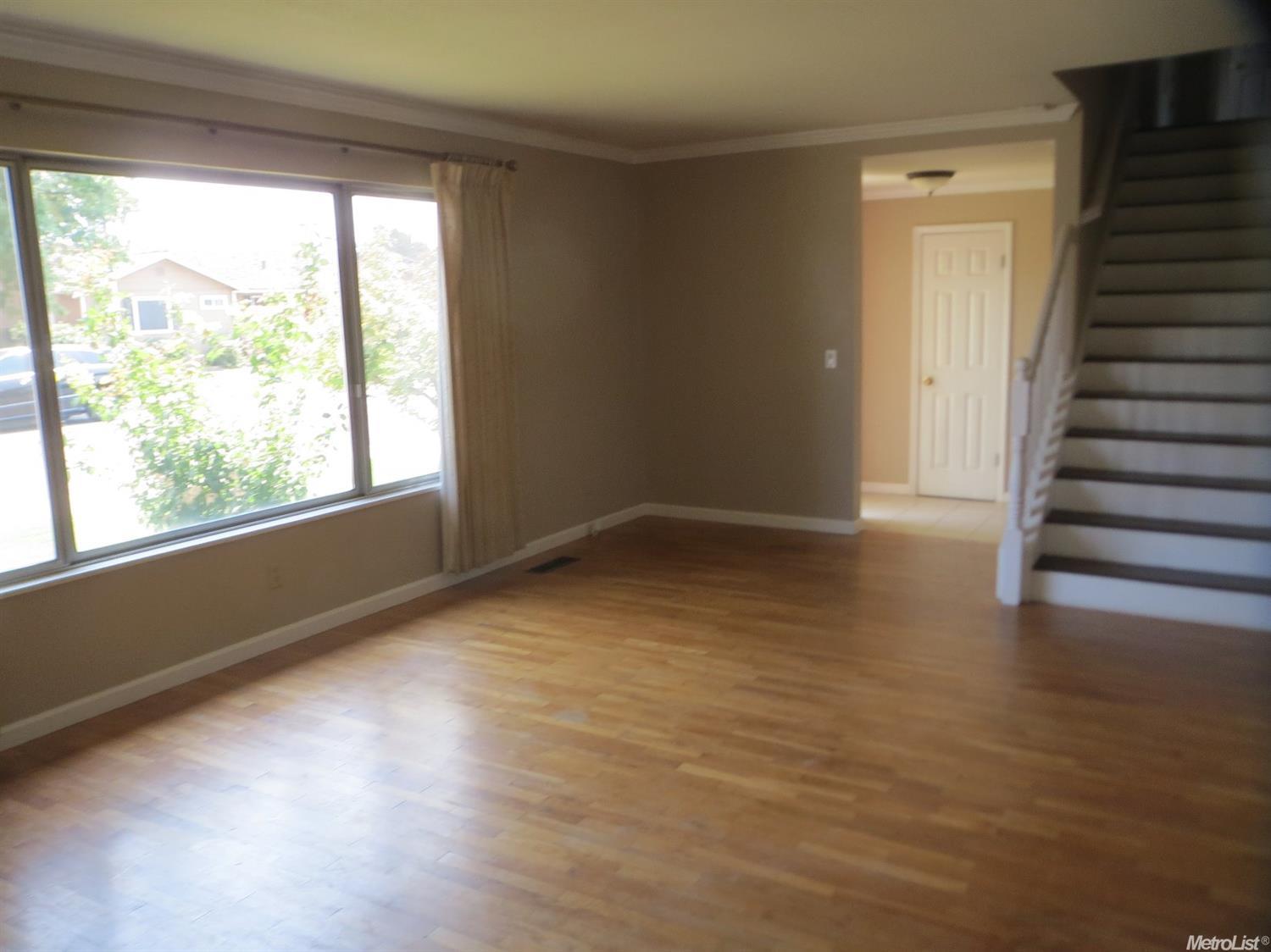 2045 Xavier Ave, Turlock, CA 95382 photo 3