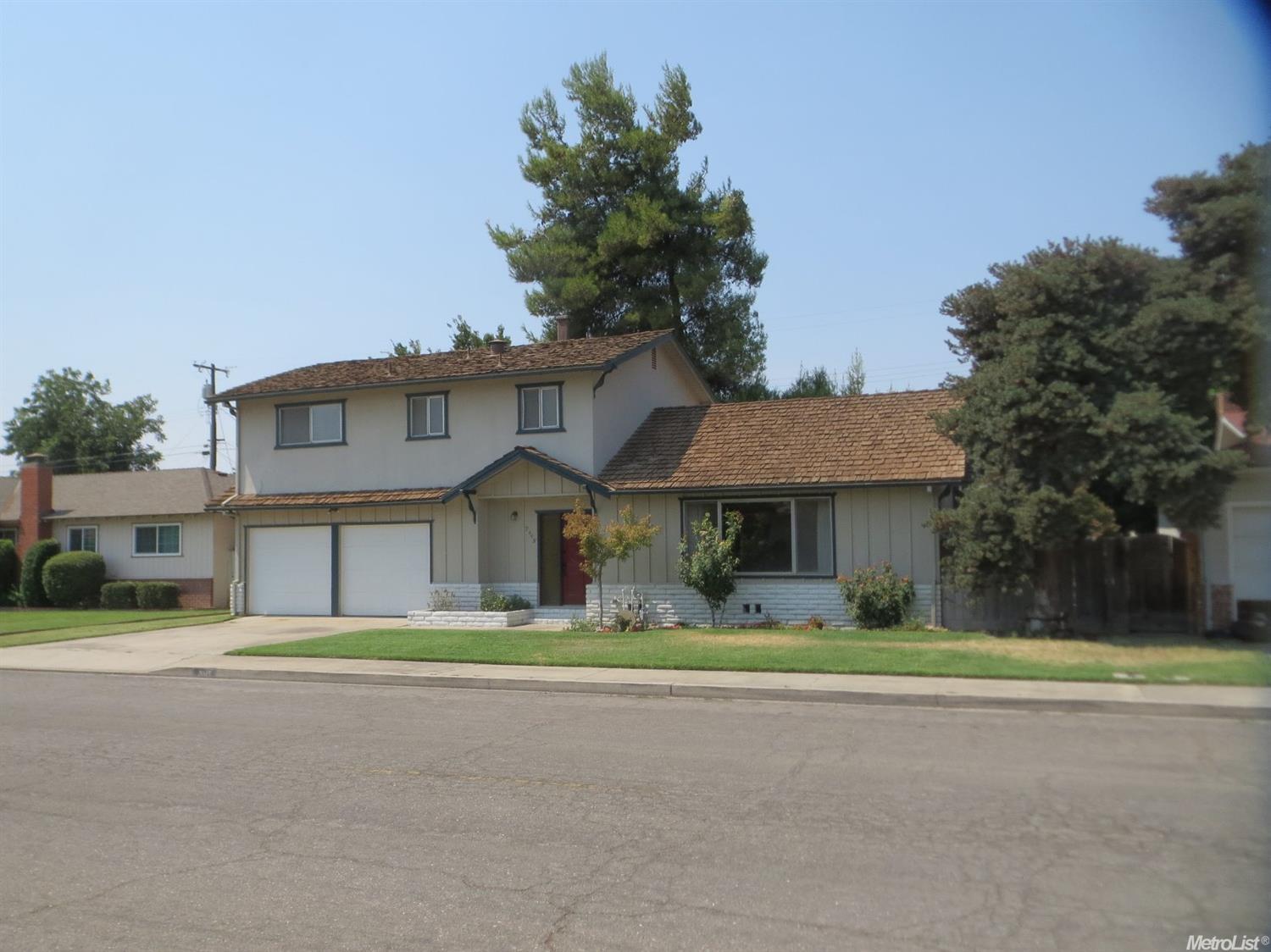 2045 Xavier Ave, Turlock, CA 95382 photo 2
