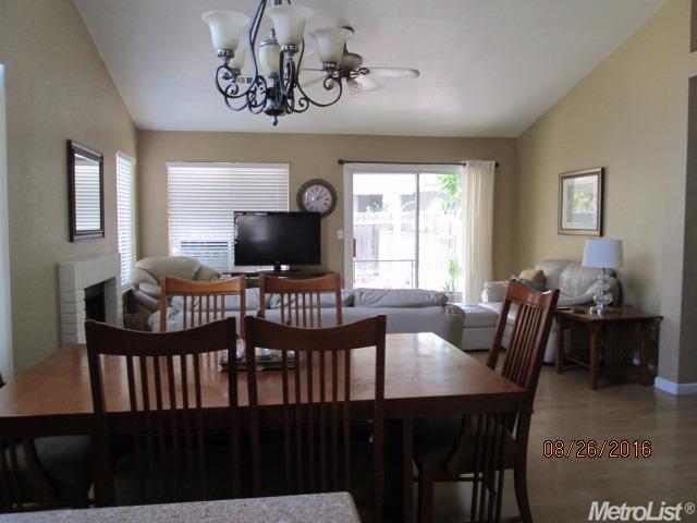 912 Long Barn Dr, Lathrop, CA 95330 photo 7