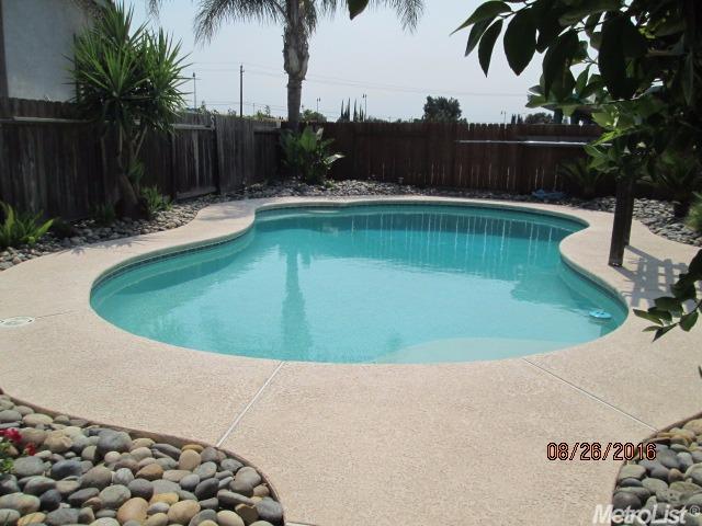 912 Long Barn Dr, Lathrop, CA 95330 photo 17