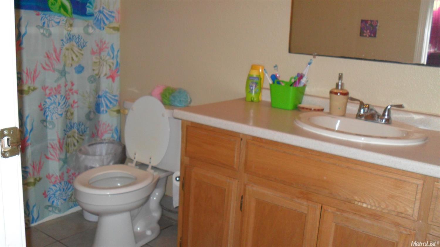8701 Smith St, Grayson, CA 95387 photo 5
