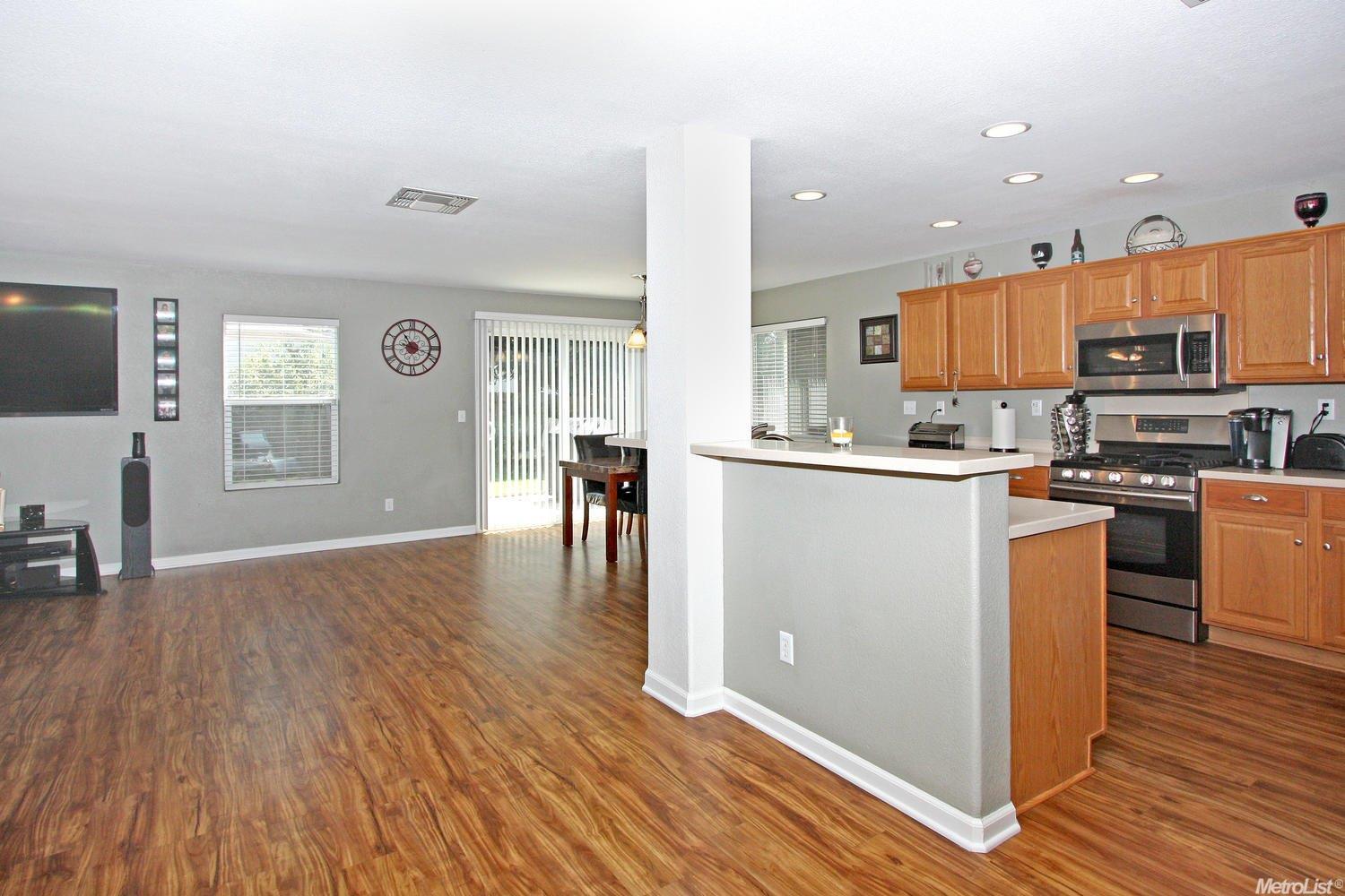 4513 Excelsior Rd, Mather, CA 95655 photo 2