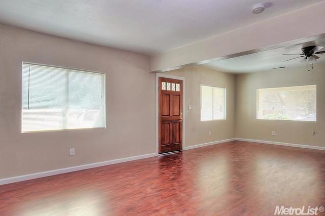 433 S Laurel St, Turlock, CA 95380 photo 5