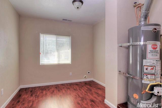 433 S Laurel St, Turlock, CA 95380 photo 10