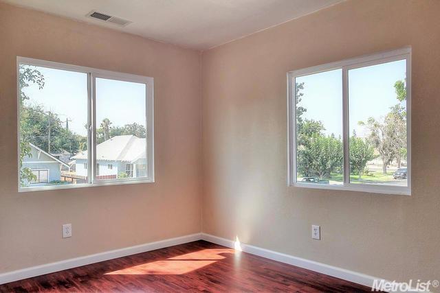 433 S Laurel St, Turlock, CA 95380 photo 21