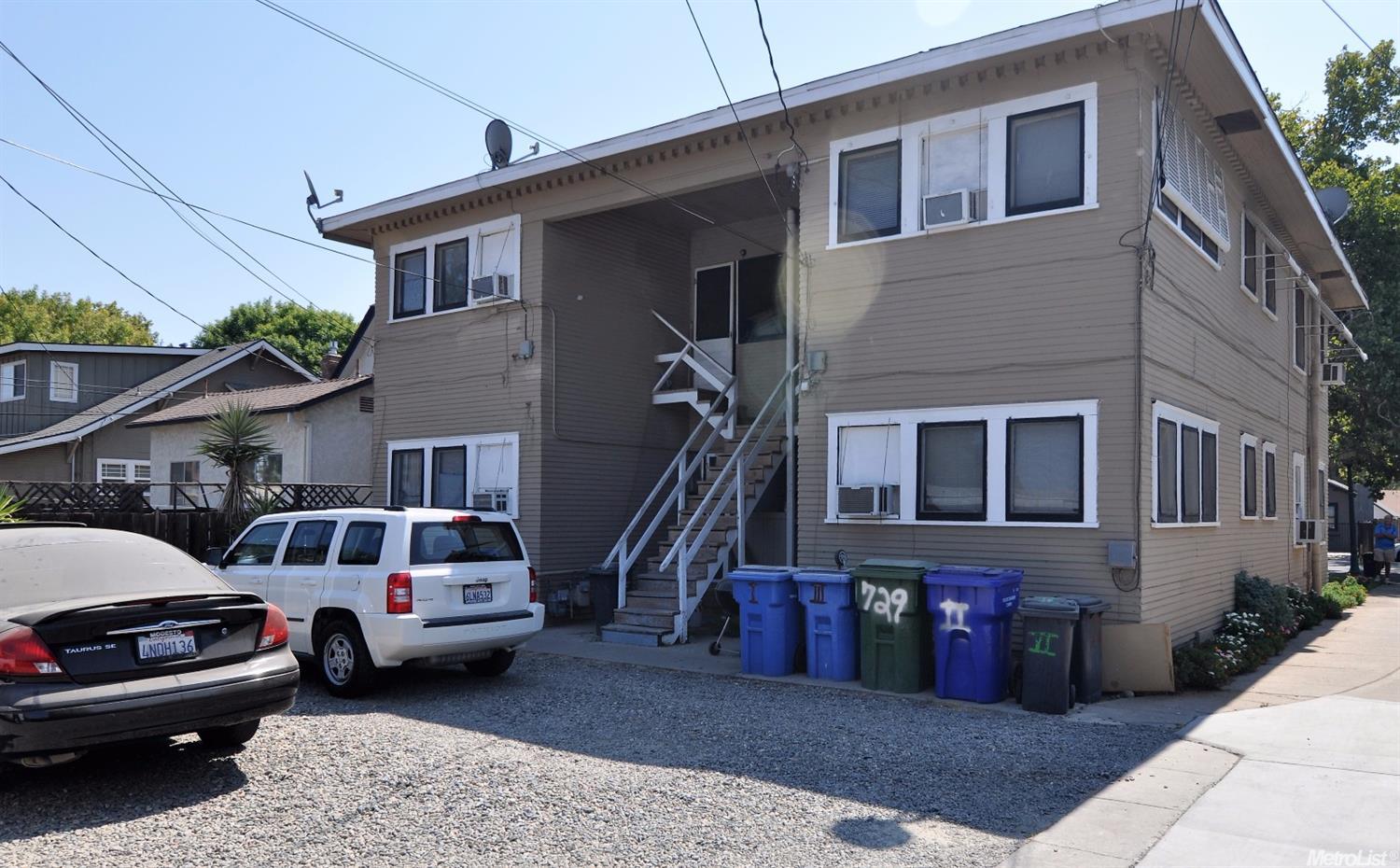 733 E Main St, Turlock, CA 95380 photo 5