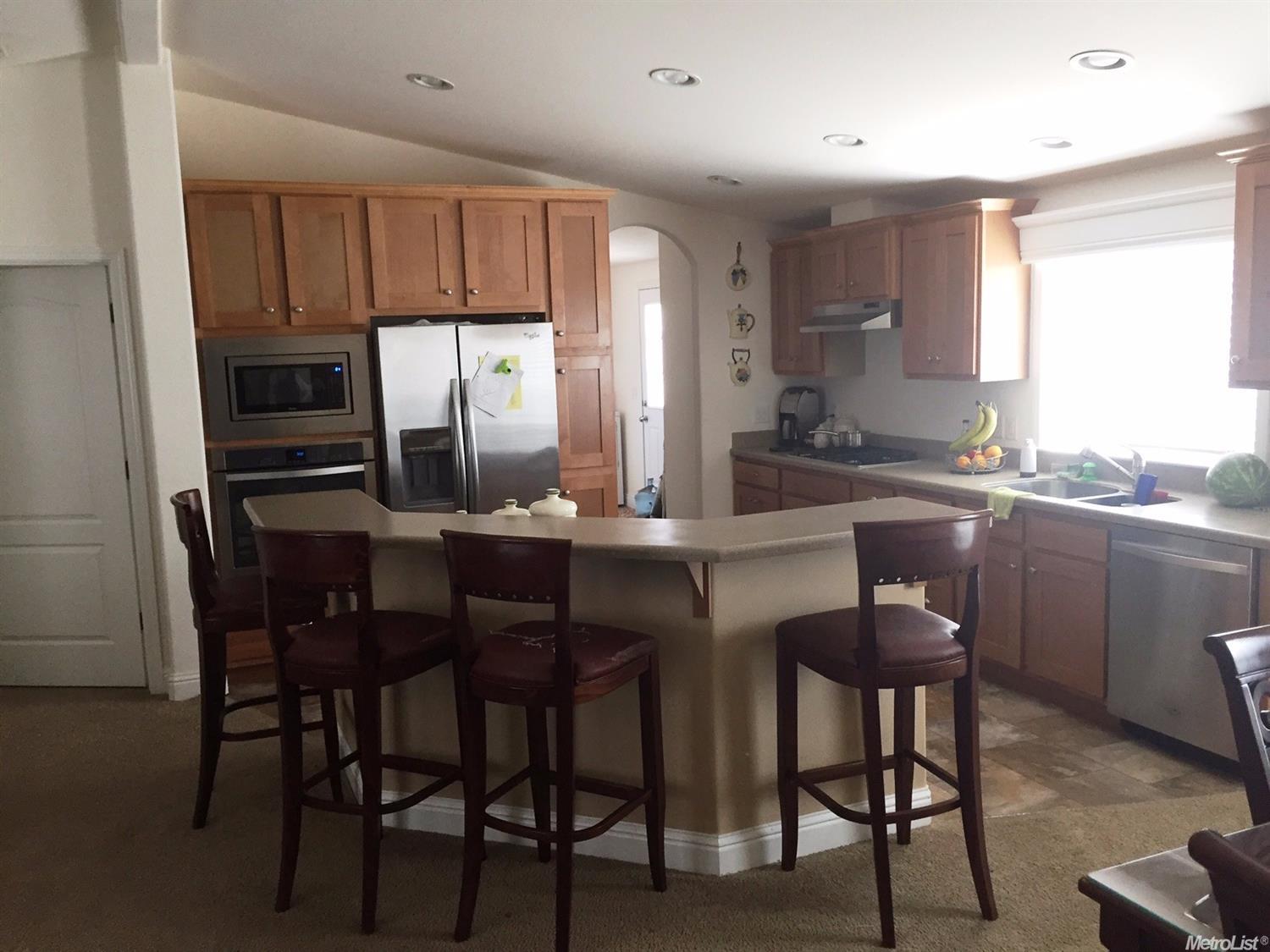 250 Quarter Cir, Davis, CA 95618 photo 2