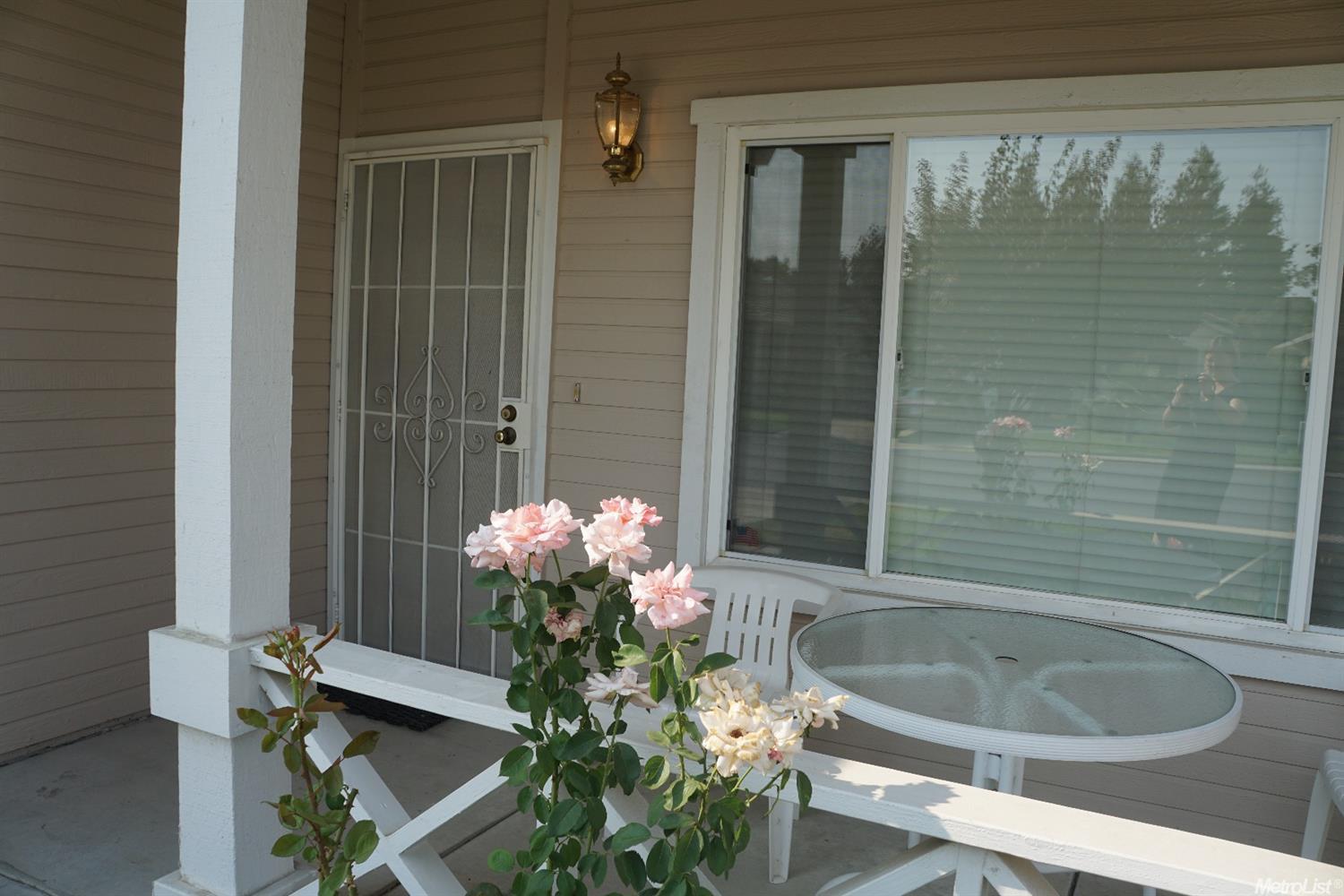 2163 Spring Blossom Ln, Turlock, CA 95382 photo 4