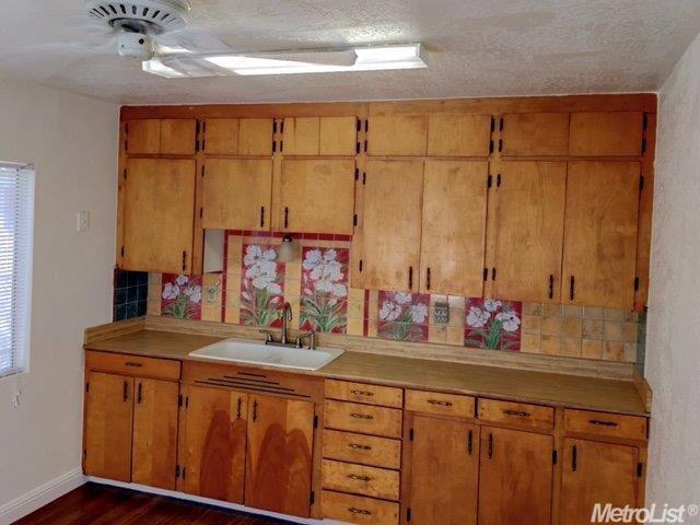 420 Empire, Modesto, CA 95354 photo 4