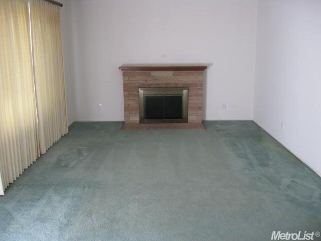 909 Runyan Dr, Turlock, CA 95382 photo 6
