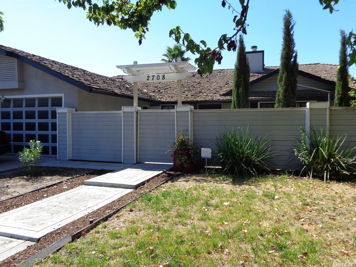 2708 Floyd, Modesto, CA 95355 photo 2