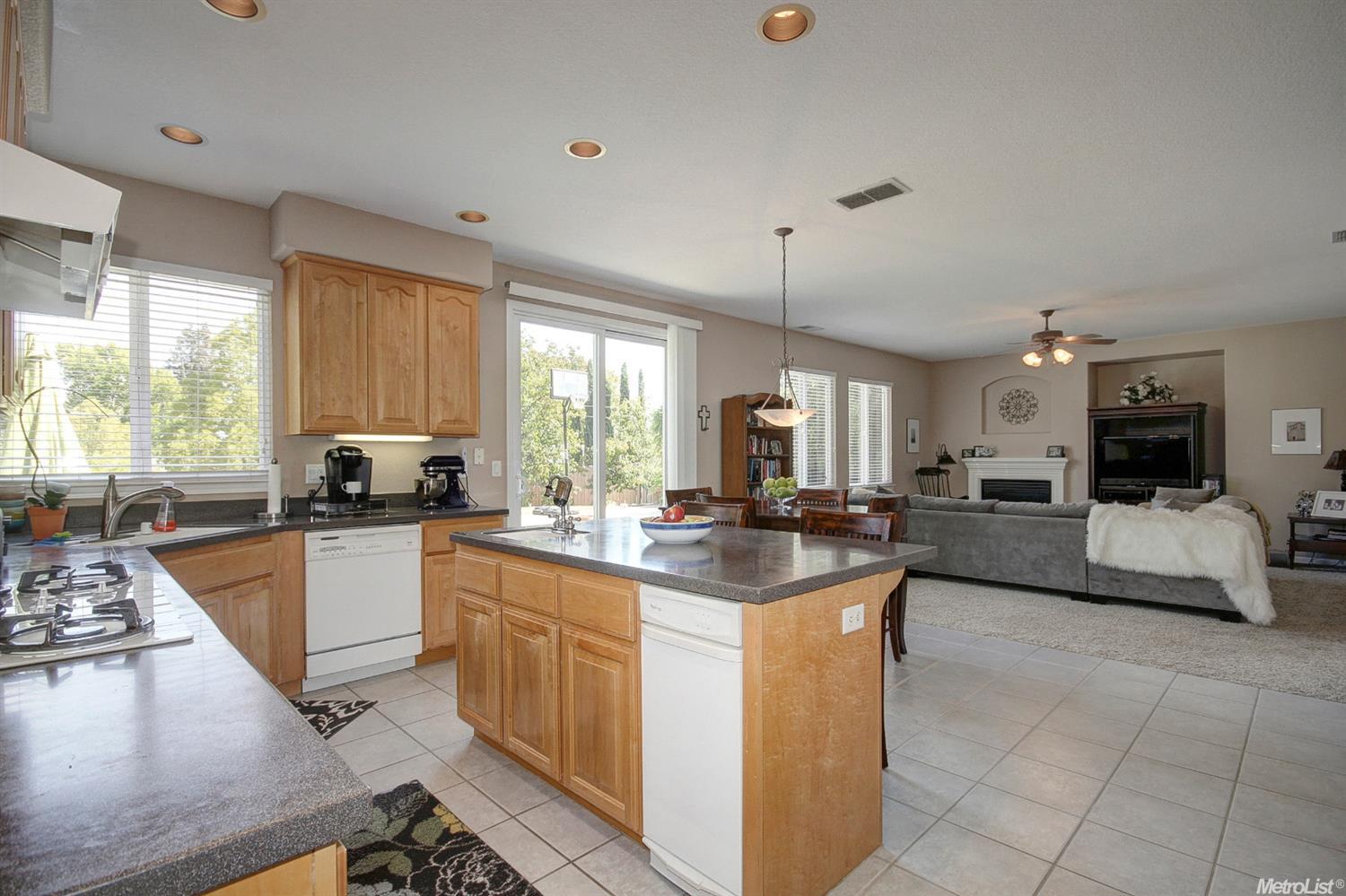 4208 Tyrone Way, Carmichael, CA 95608 photo 12
