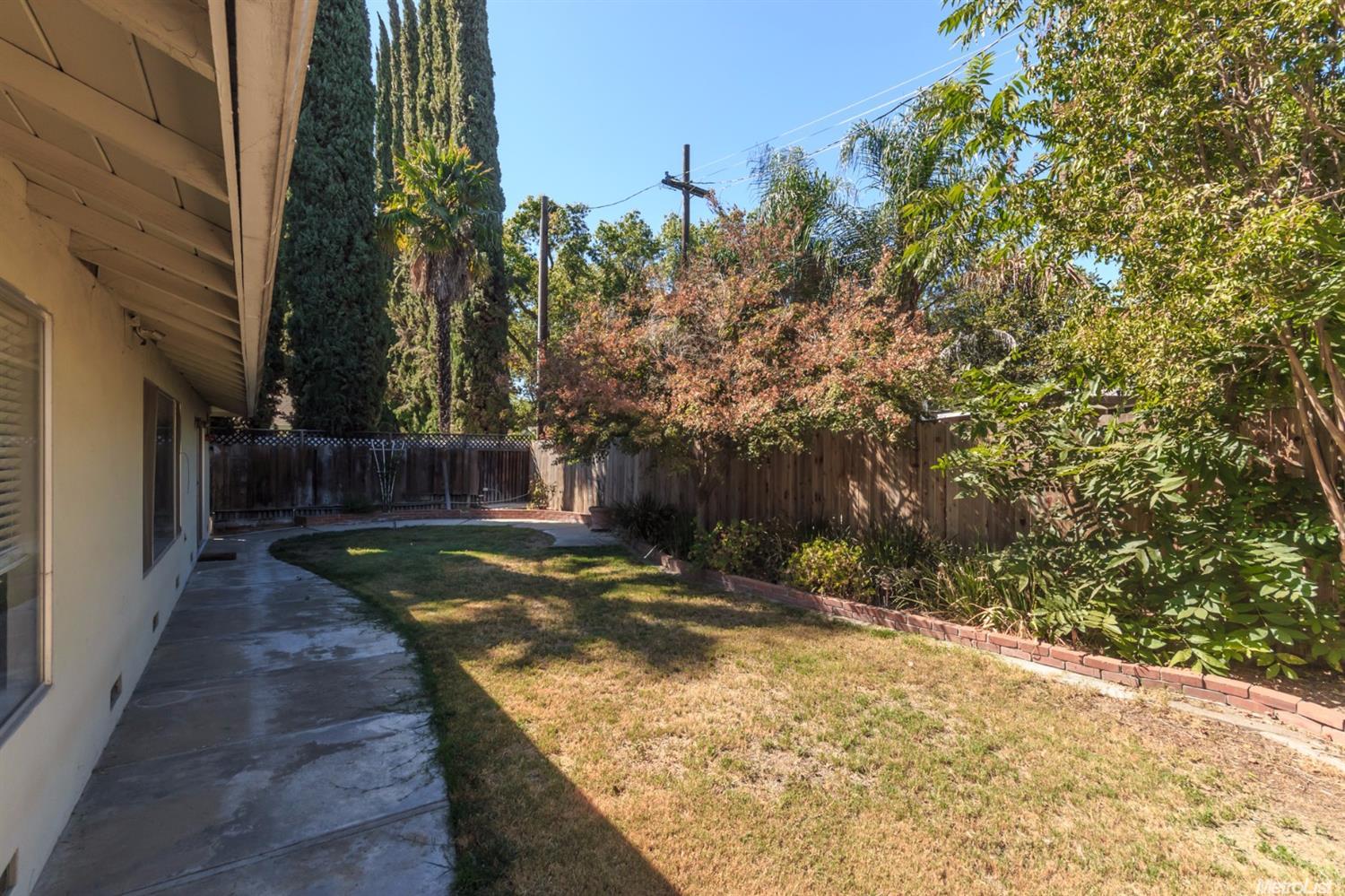 1026 Thoreau Ct, Modesto, CA 95350 photo 24