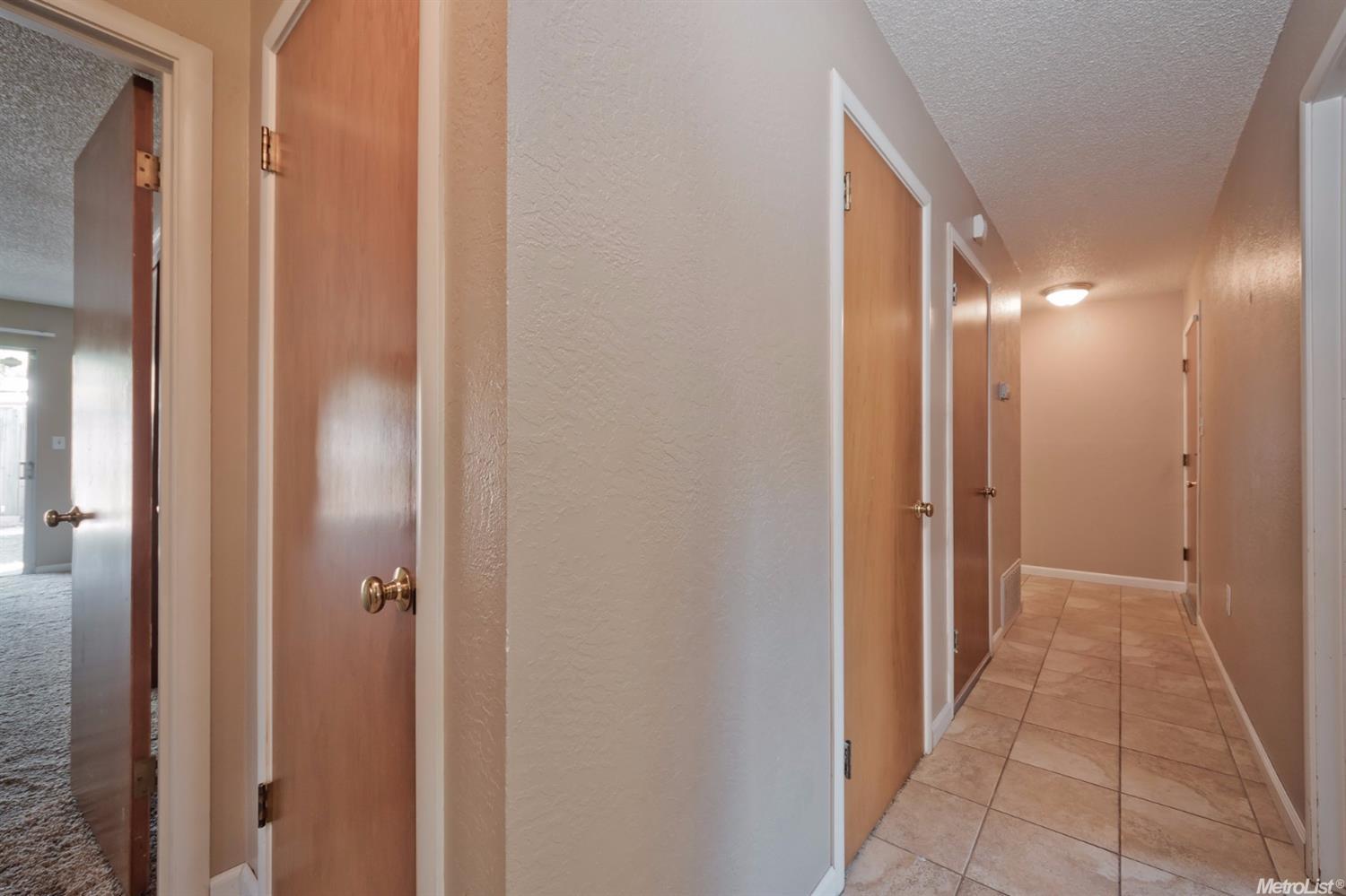 1026 Thoreau Ct, Modesto, CA 95350 photo 23