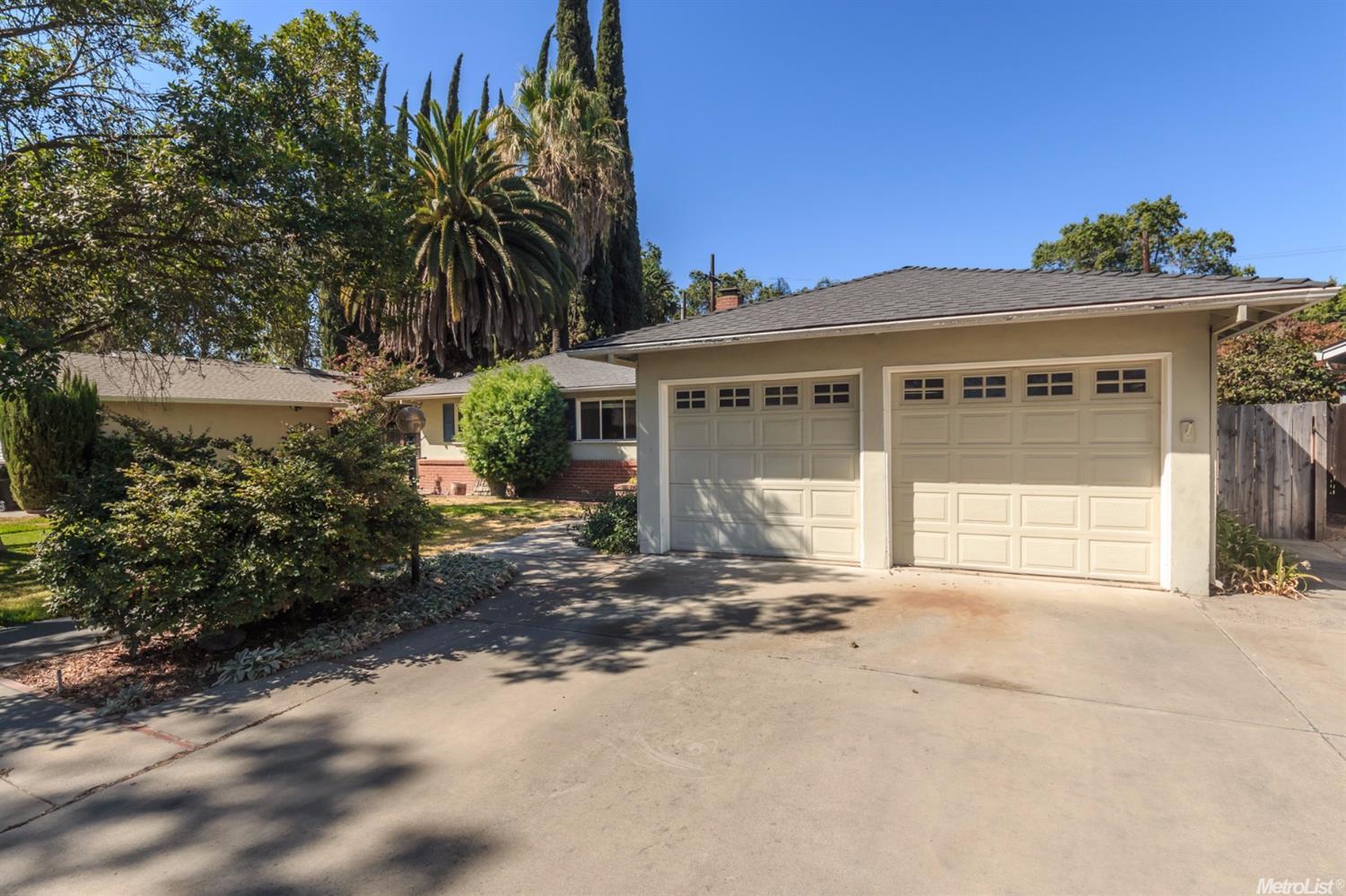 1026 Thoreau Ct, Modesto, CA 95350 photo 4