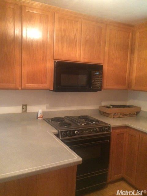609 Curry Ave, Modesto, CA 95354 photo 9
