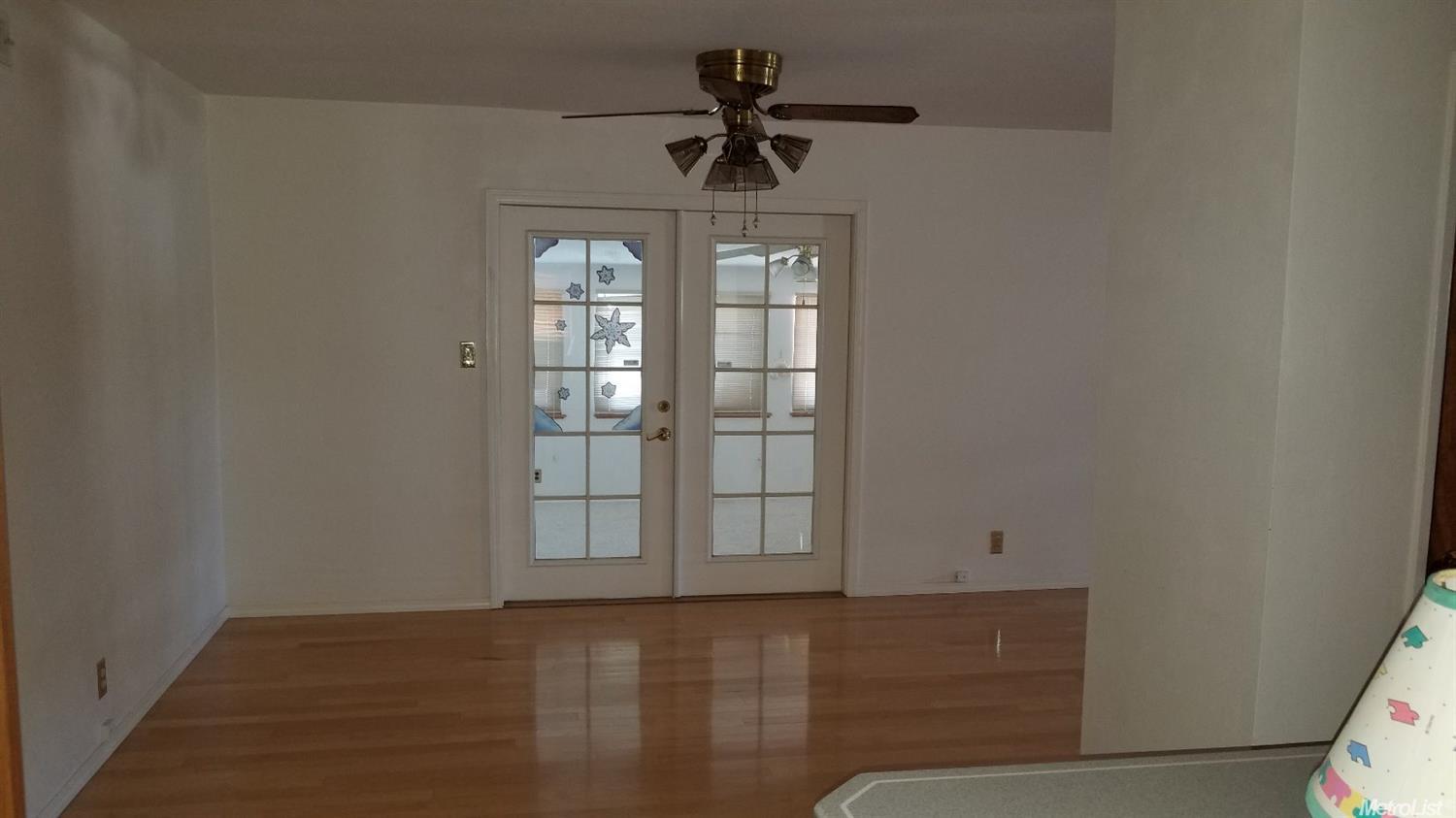 609 Curry Ave, Modesto, CA 95354 photo 3