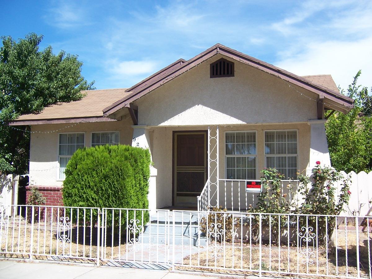 922 West St, Tracy, CA 95376 photo 1
