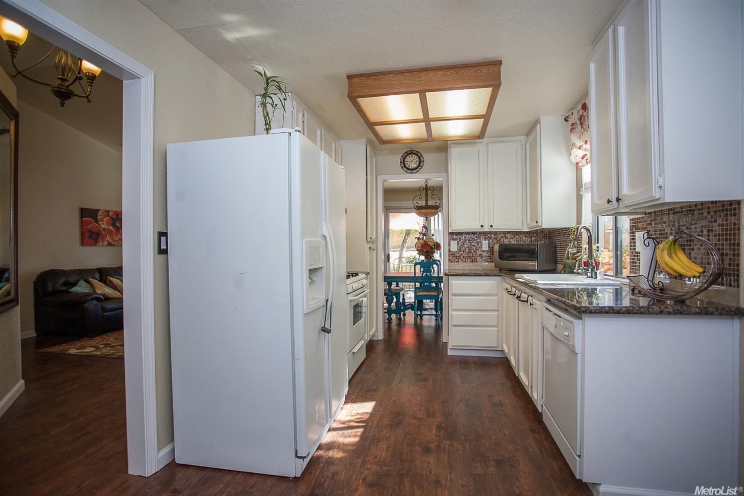 4104 Dumars Ct, Antelope, CA 95843 photo 9