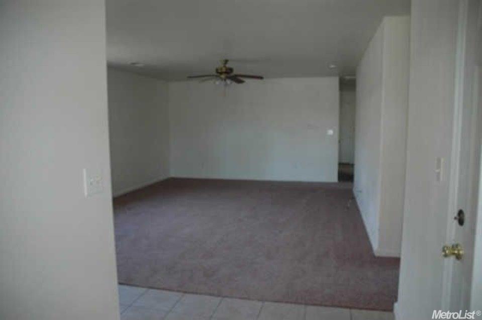 2236 Beachwood Dr, Merced, CA 95348 photo 3