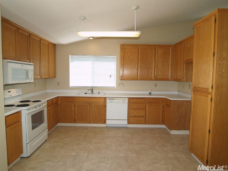 1108 Citrus Ct, Modesto, CA 95350 photo 8