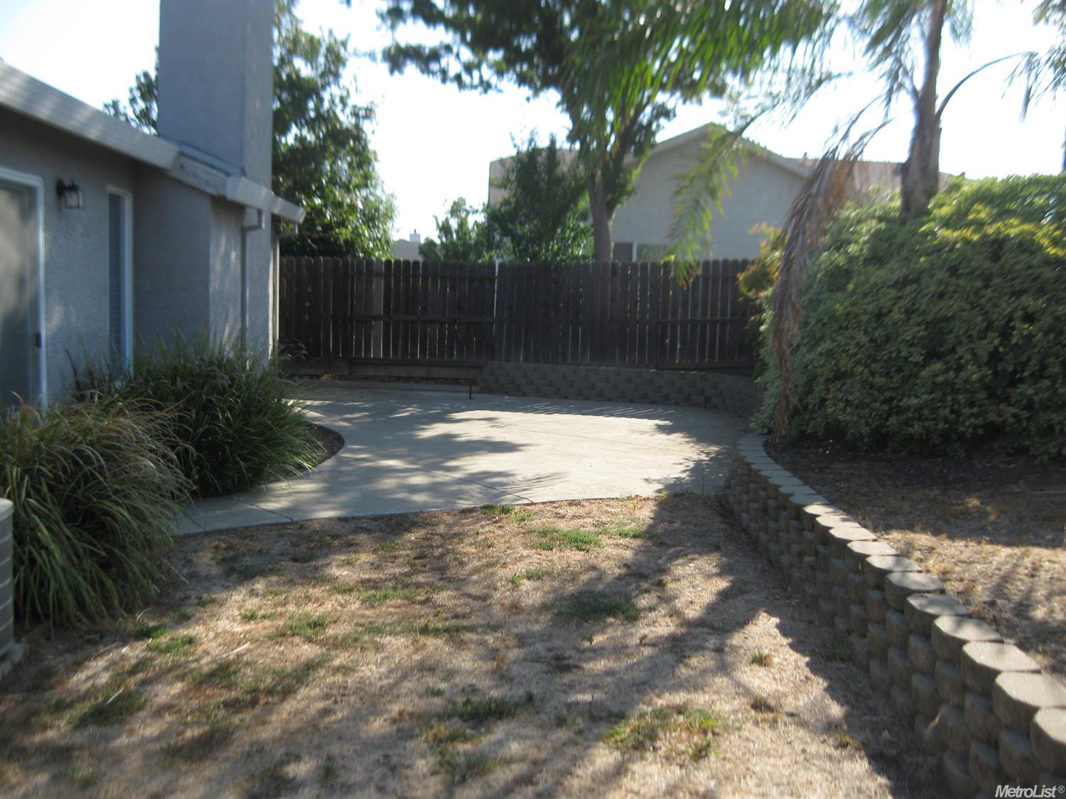 702 Carpenter Way, Wheatland, CA 95692 photo 4