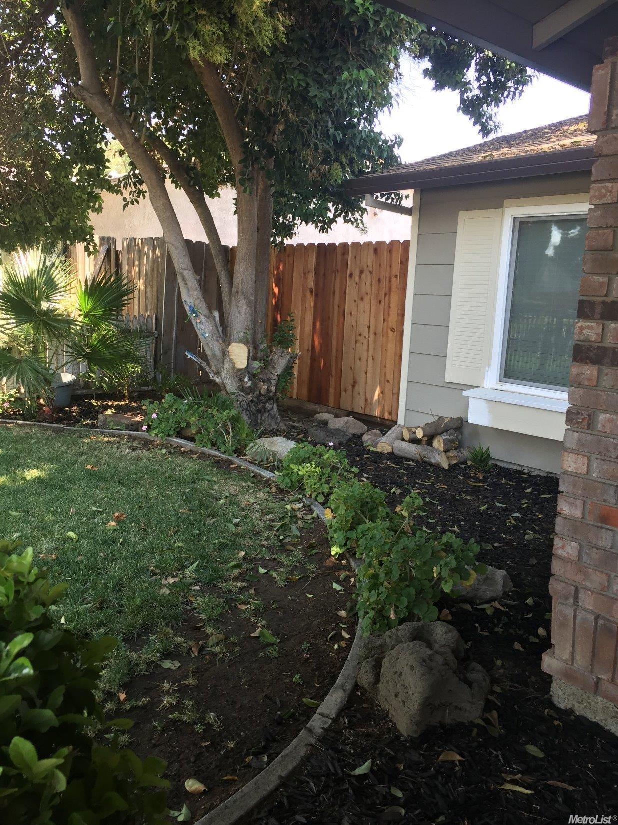 145 Yosemite Dr, Tracy, CA 95376 photo 2
