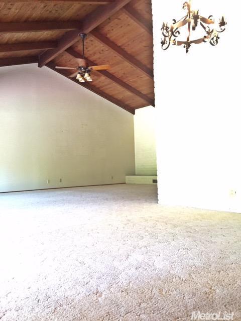 360 Laurel Ave, Gustine, CA 95322 photo 7