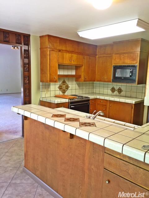360 Laurel Ave, Gustine, CA 95322 photo 12
