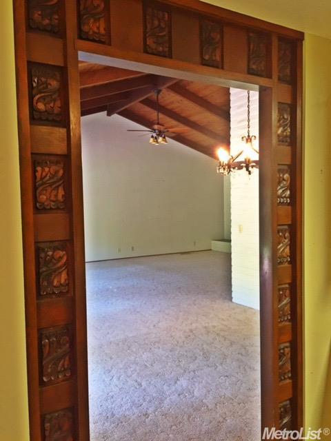 360 Laurel Ave, Gustine, CA 95322 photo 11