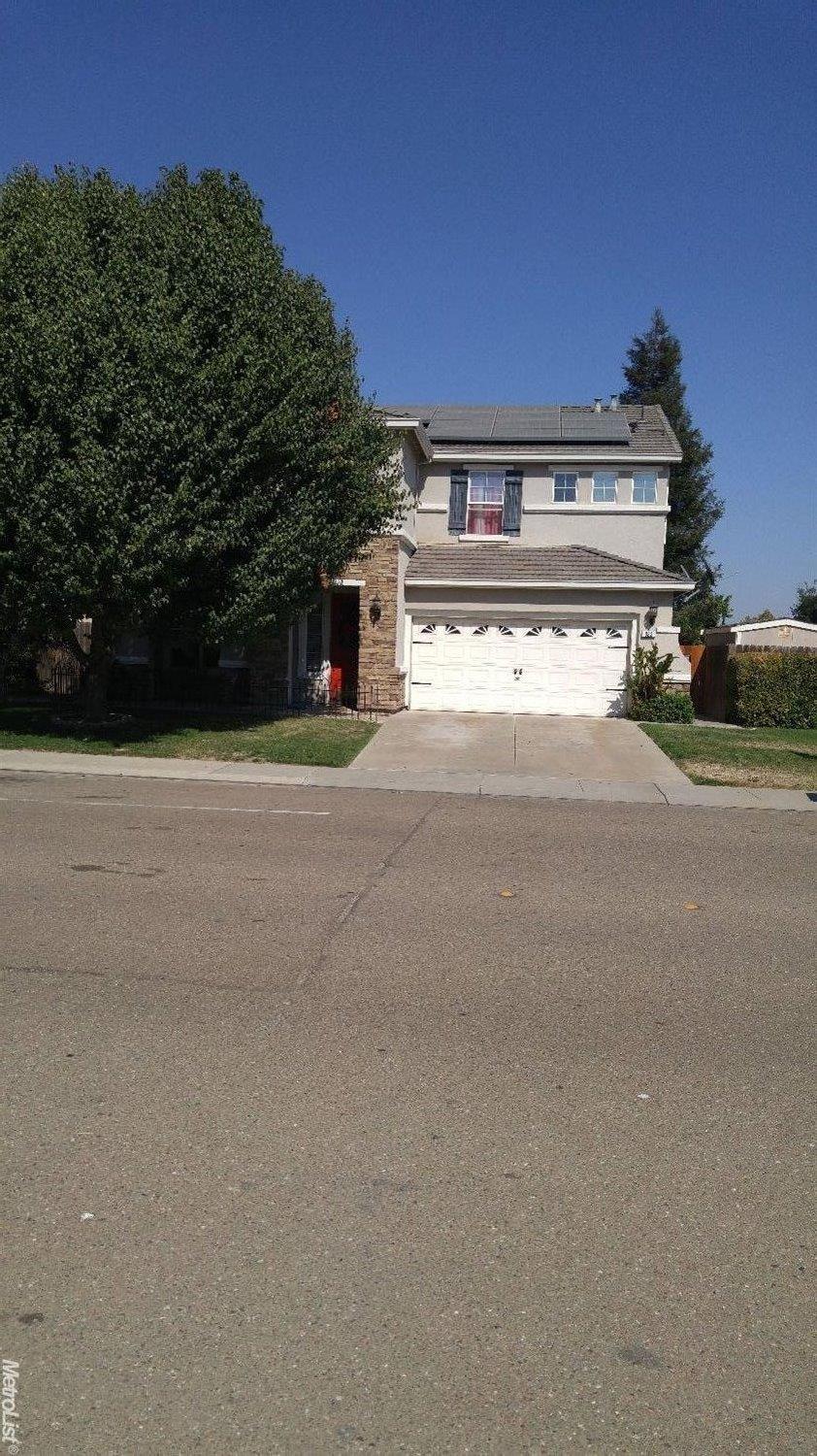 822 Zurich Dr, Manteca, CA 95337 photo 2
