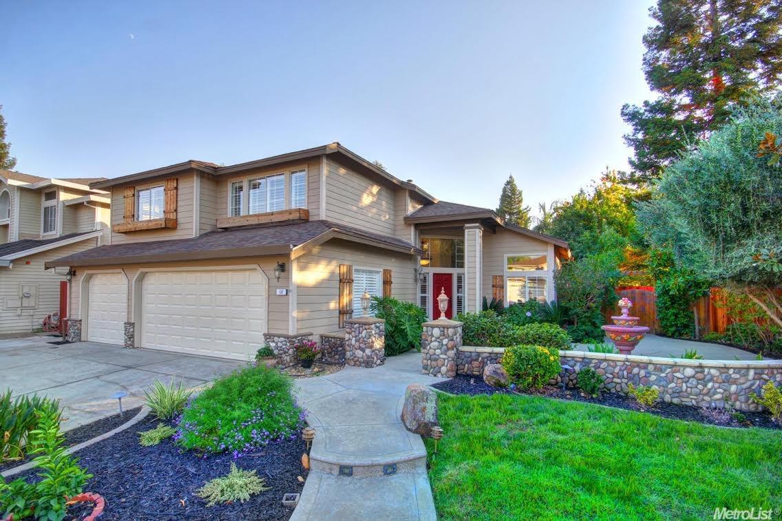 137 Keller Cir, Folsom, CA 95630 photo 2