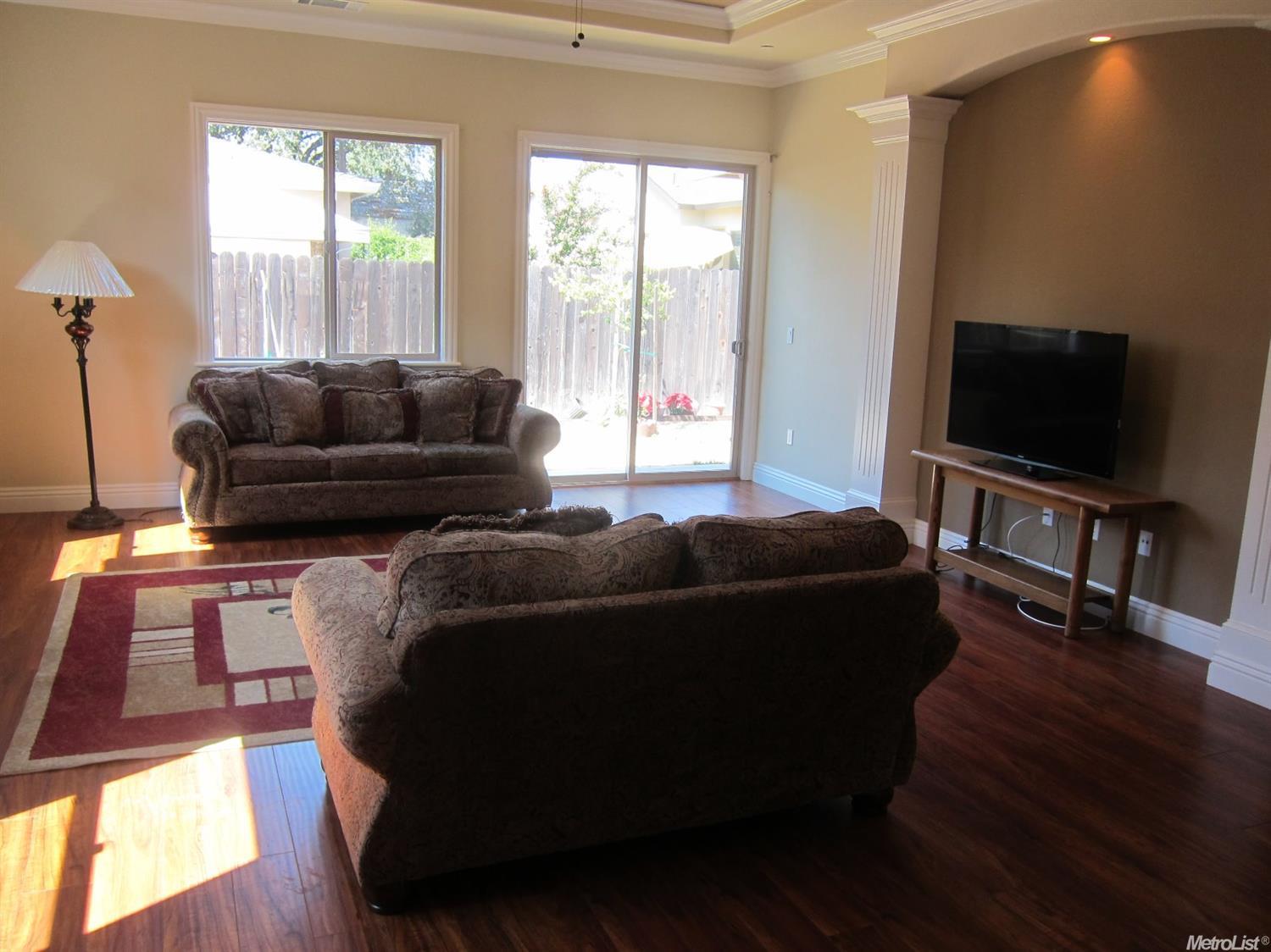 3831 Olive Ln, Carmichael, CA 95608 photo 8