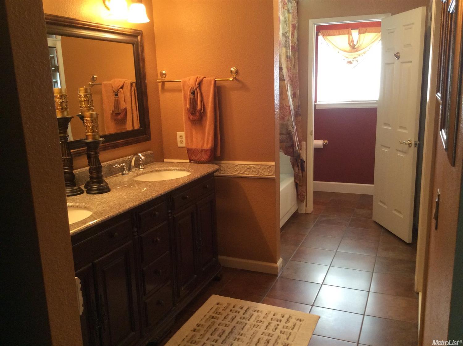 1042 Hatchcover Pl, Manteca, CA 95337 photo 17