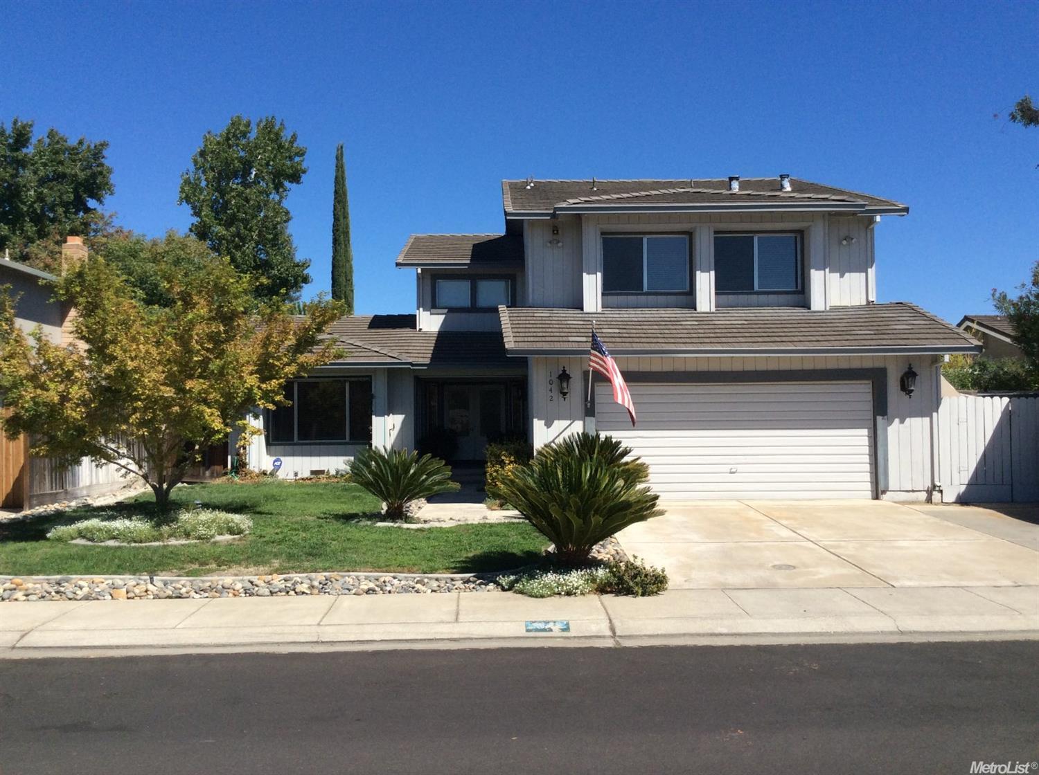 1042 Hatchcover Pl, Manteca, CA 95337 photo 1
