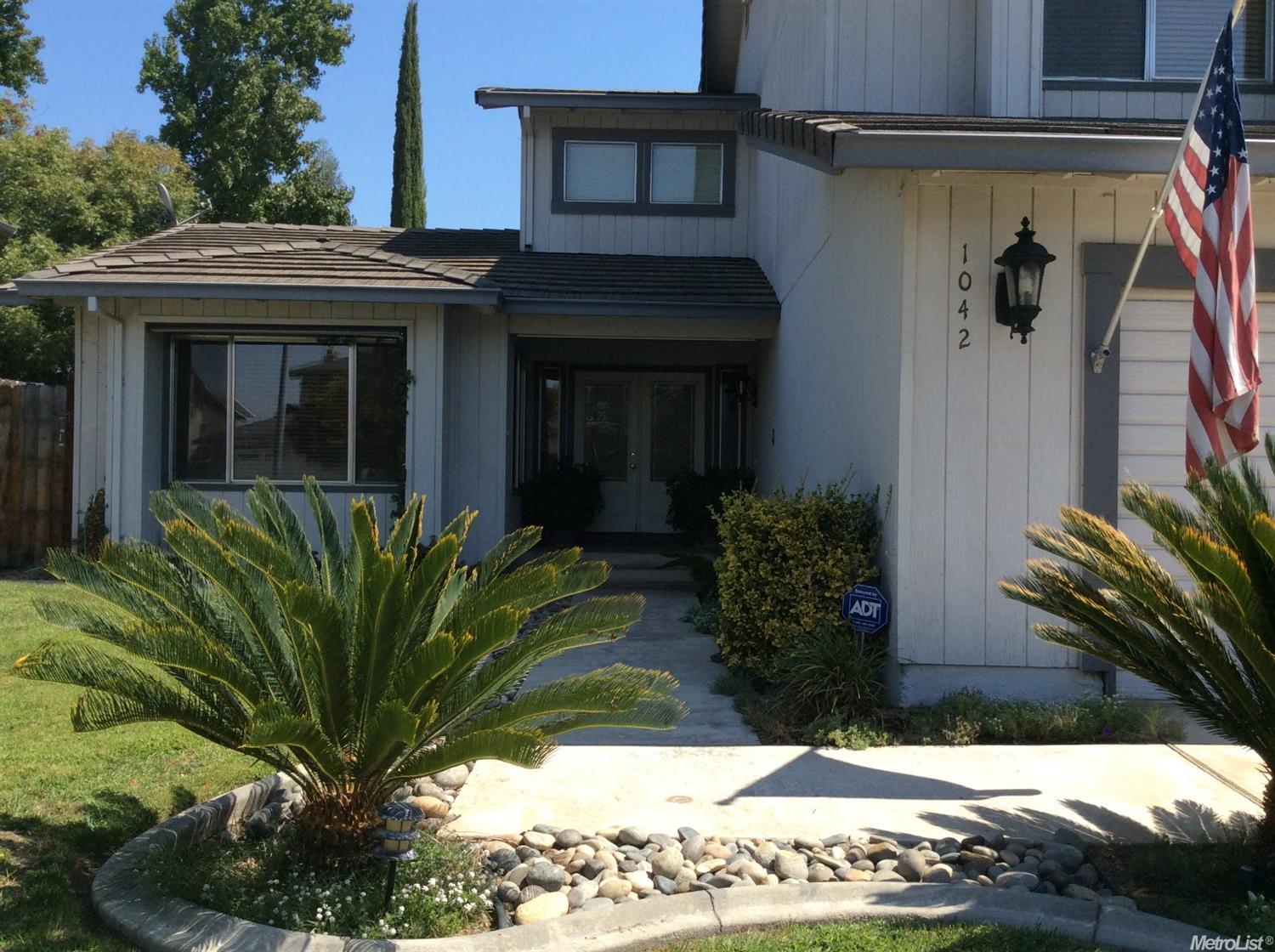 1042 Hatchcover Pl, Manteca, CA 95337 photo 2