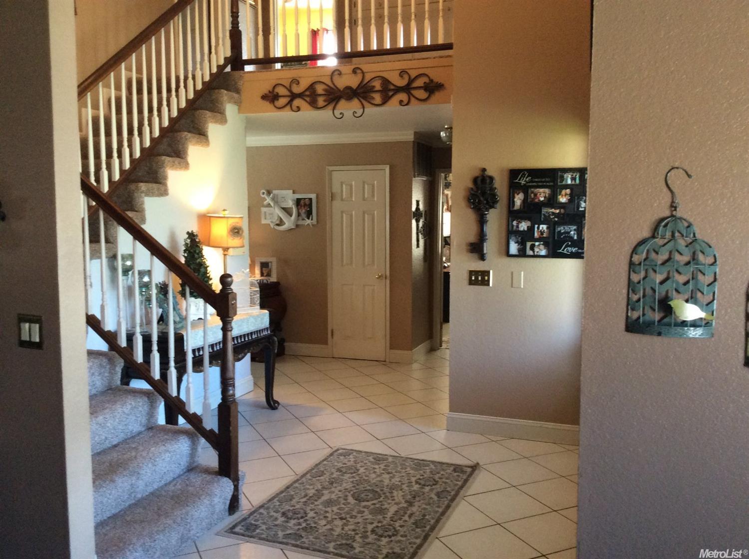 1042 Hatchcover Pl, Manteca, CA 95337 photo 5