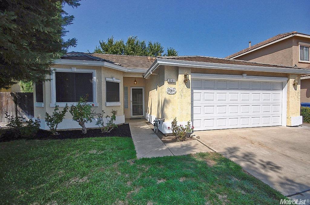 2351 Typhoon Dr, Turlock, CA 95380 photo 2
