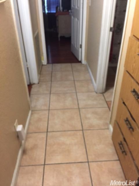 2041 Boulder Creek Dr, Modesto, CA 95351 photo 12