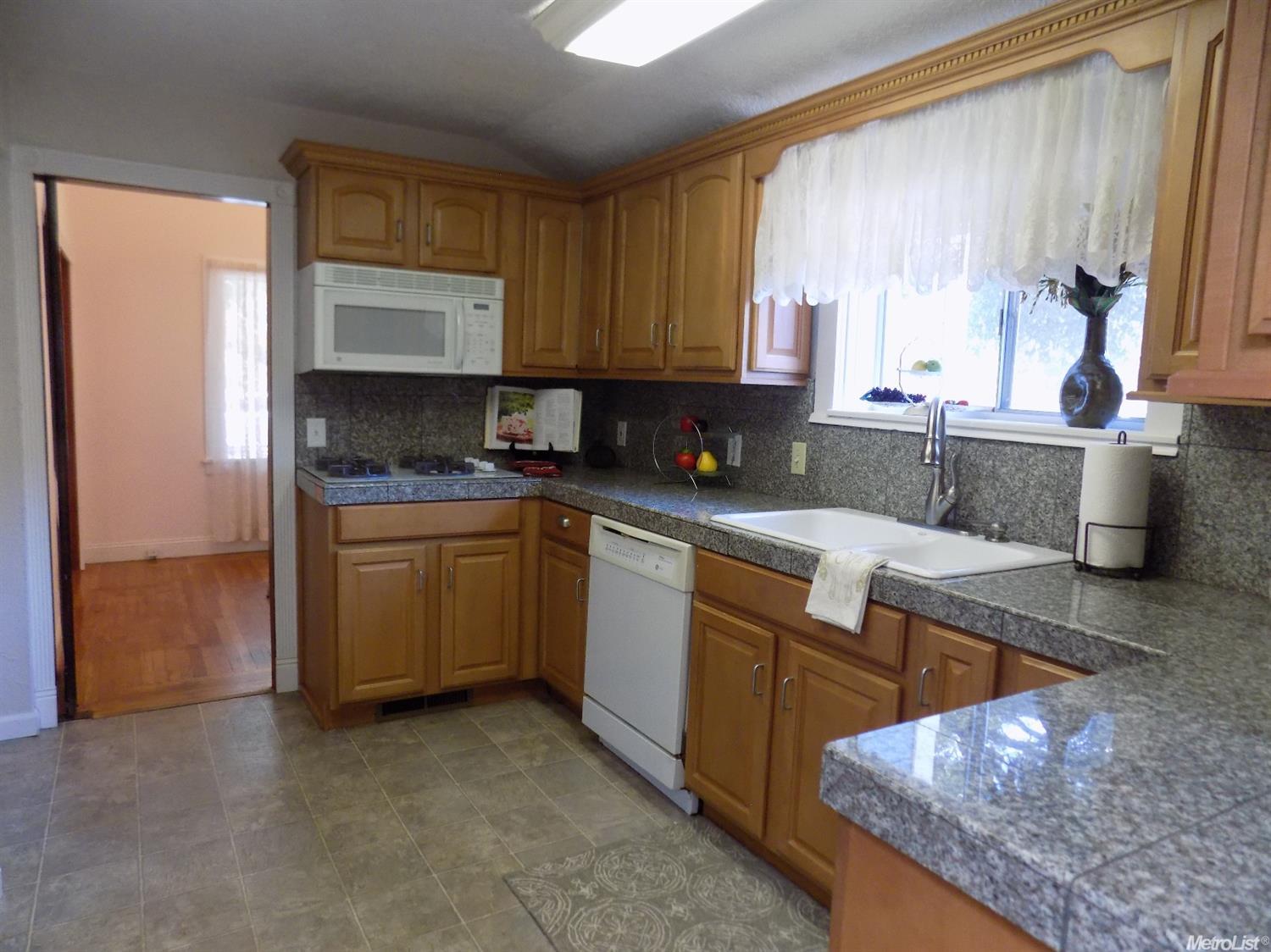167 Pine St, Auburn, CA 95603 photo 5